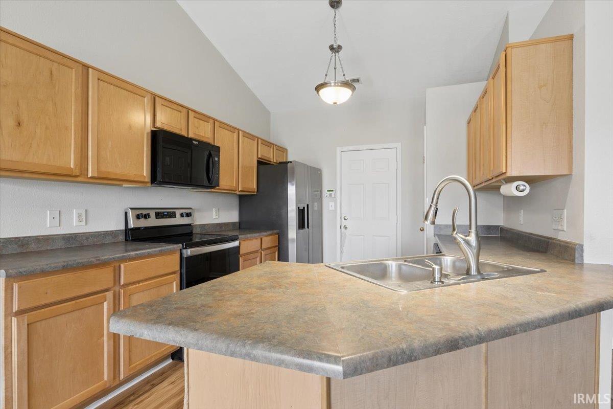 916 Zartman Road Kokomo, IN 46902 - Photo 23 of 36