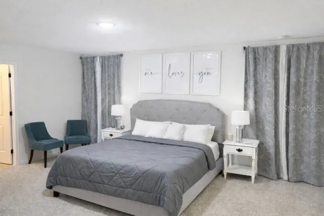 a view of a walk in closet