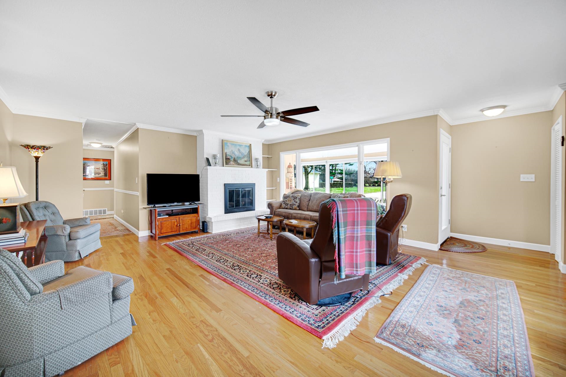 206 Academy Road Culver, IN 46511 - Photo 4 of 26 Gallery Image 4