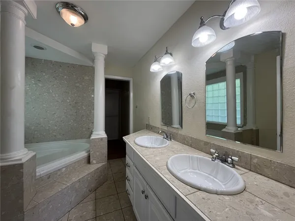 $1,200 | 3412 Denver Avenue, Unit A, Corpus Christi, TX 78411