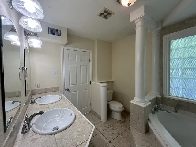 $1,200 | 3412 Denver Avenue, Unit A, Corpus Christi, TX 78411