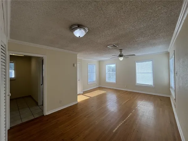 $1,200 | 3412 Denver Avenue, Unit A, Corpus Christi, TX 78411