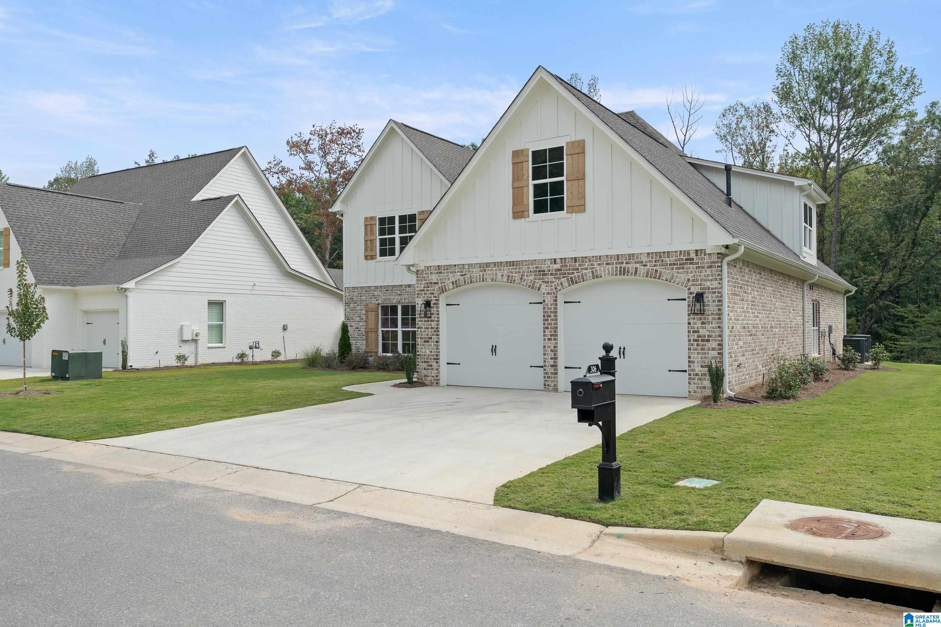 306 Kinross Circle Pelham, AL 35124 - Photo 3 of 49