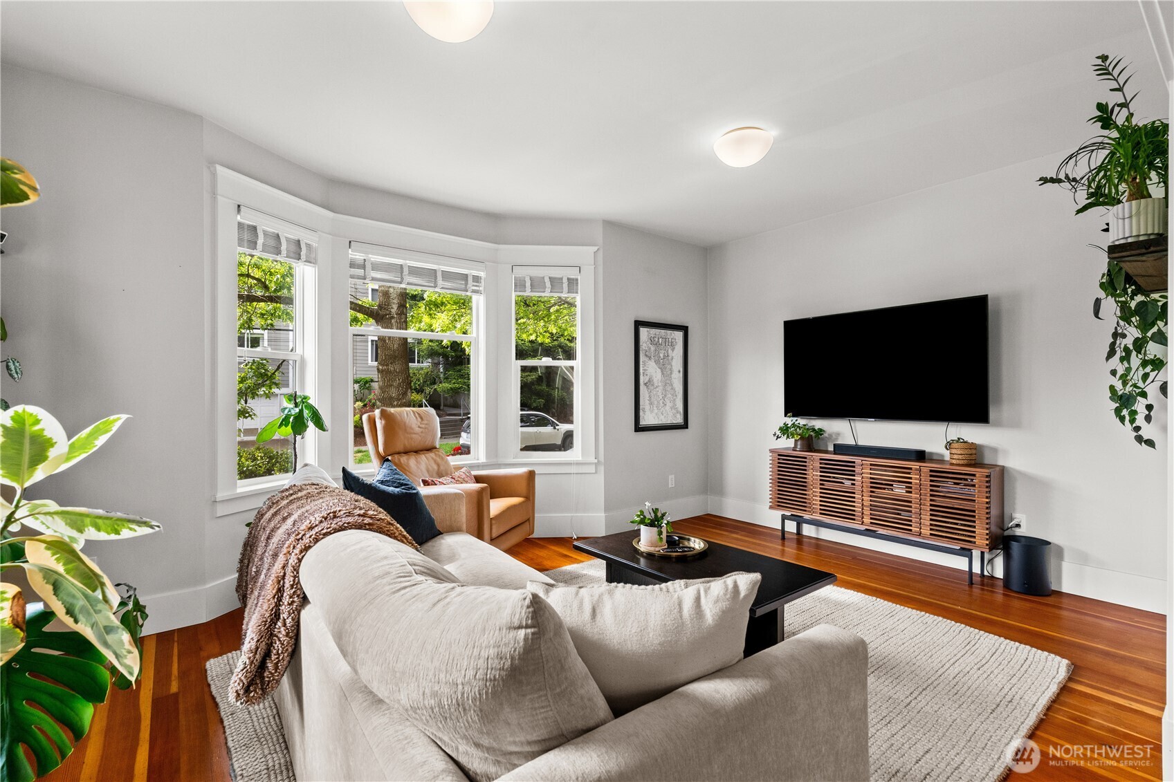4420 Dayton Avenue North, Unit 2 Seattle, WA 98103 - Photo 14 of 32