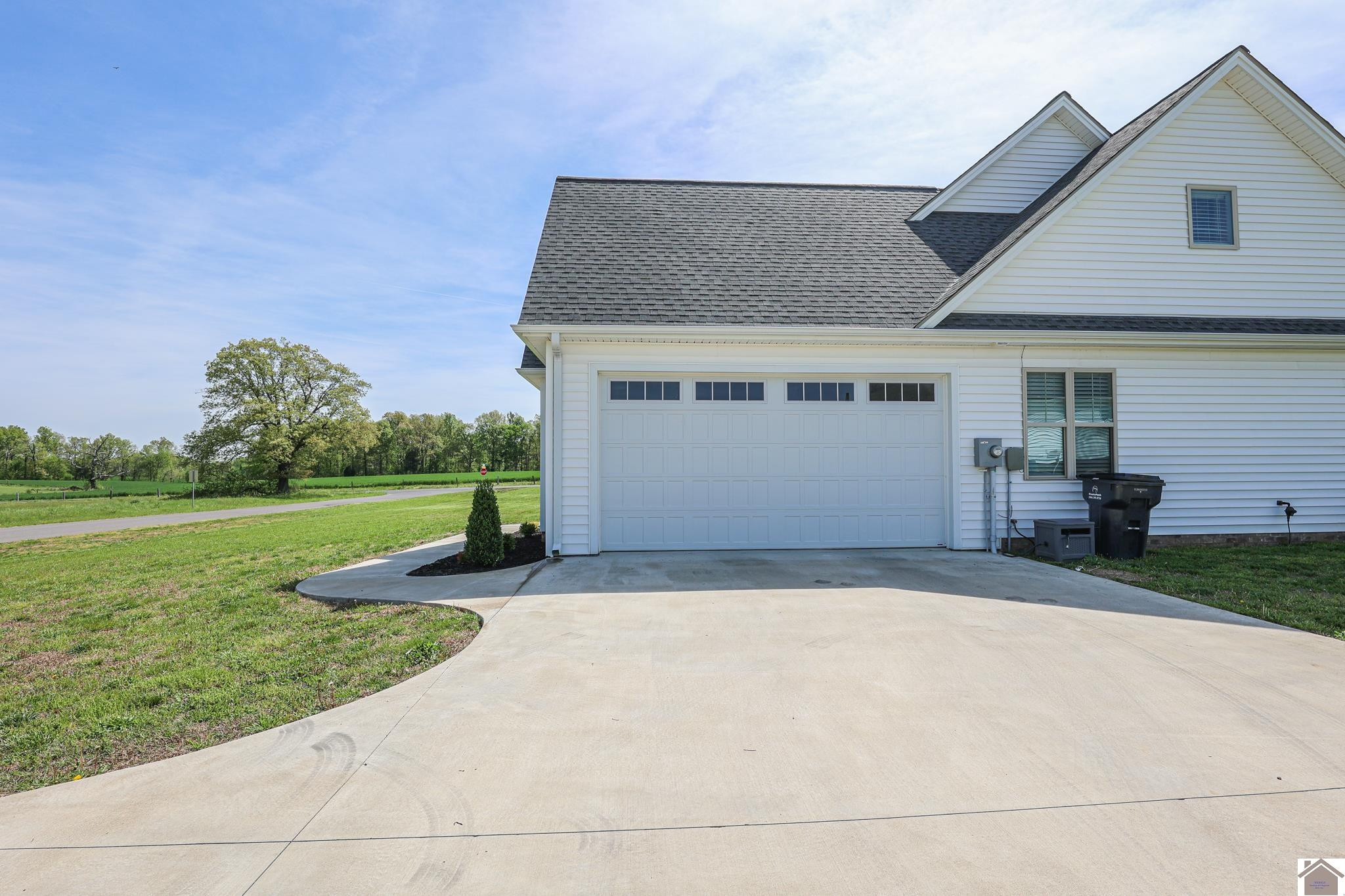 100 Jordan Road Kevil, KY 42053 - Photo 7 of 50 Garage
