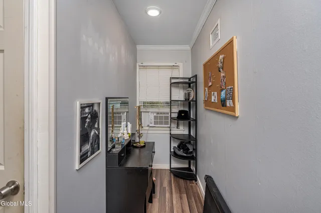 $349,900 | 2040 Arkona Court, Niskayuna, NY 12309