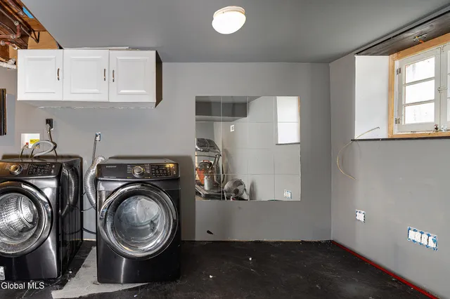 $349,900 | 2040 Arkona Court, Niskayuna, NY 12309