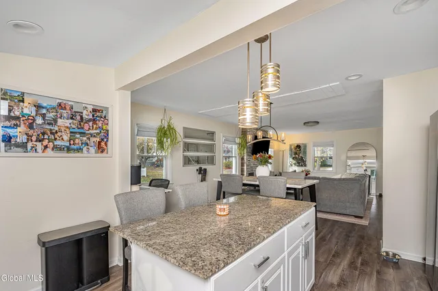 $349,900 | 2040 Arkona Court, Niskayuna, NY 12309