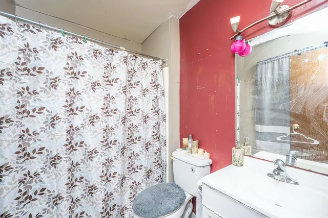 $225,000 | 1004 Miles Jamison Road, Summerville, SC 29485