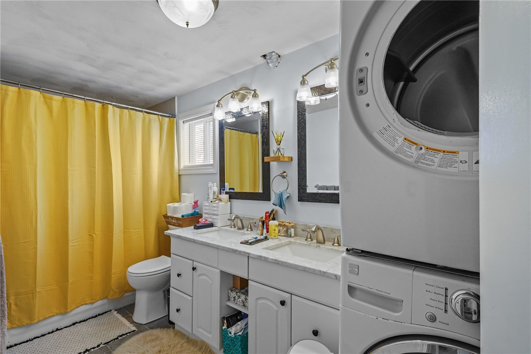 22 Harris Street Coventry, RI 02816 - Photo 29 of 38 Unit 2: Bathroom with laundry