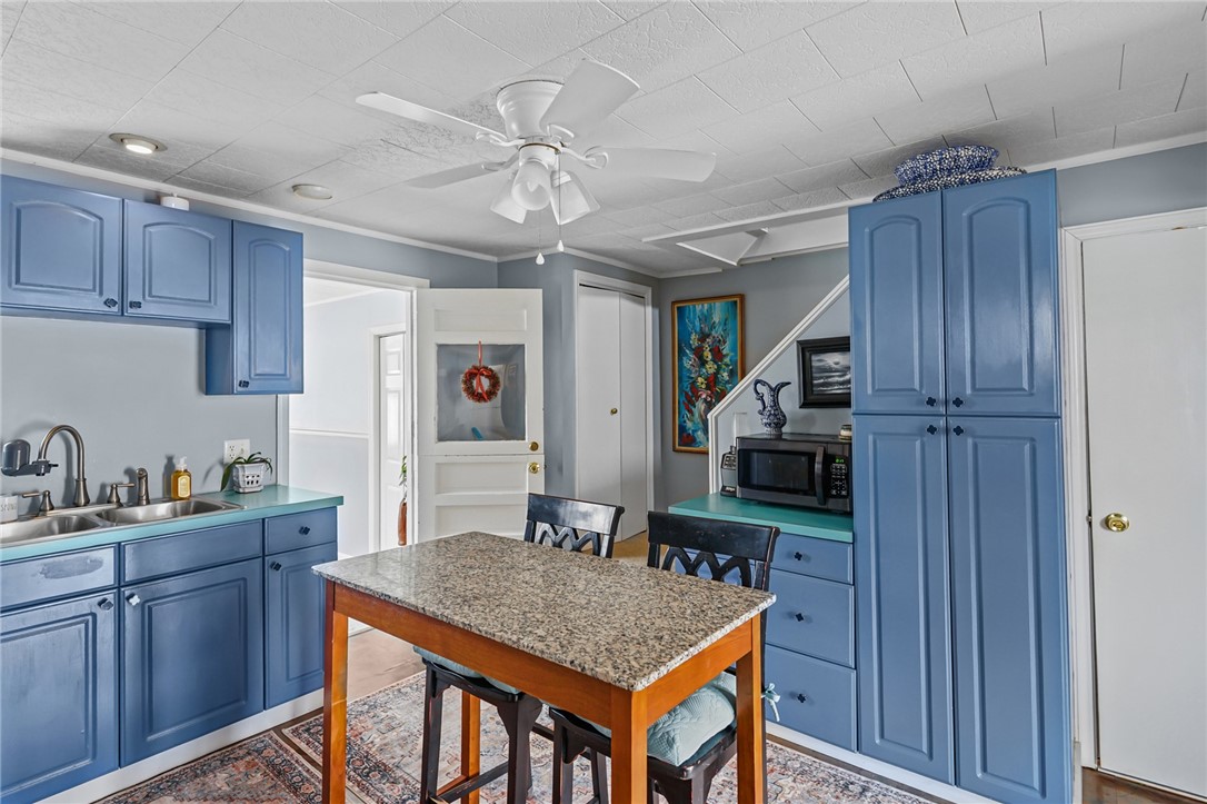 22 Harris Street Coventry, RI 02816 - Photo 9 of 38 Unit 1: Kitchen