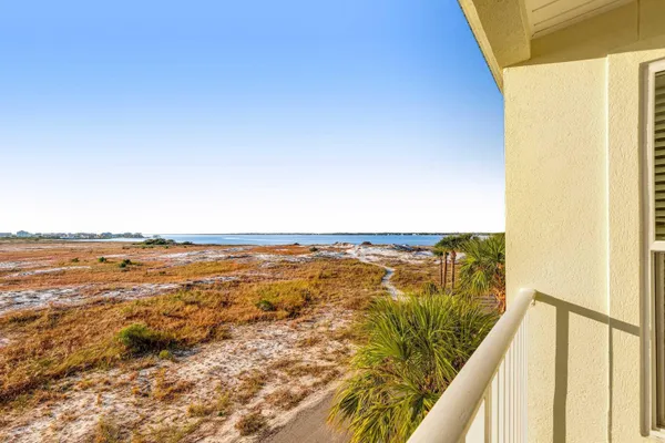 $330,000 | 8436 Gulf Boulevard, Unit 422, Navarre, FL 32566