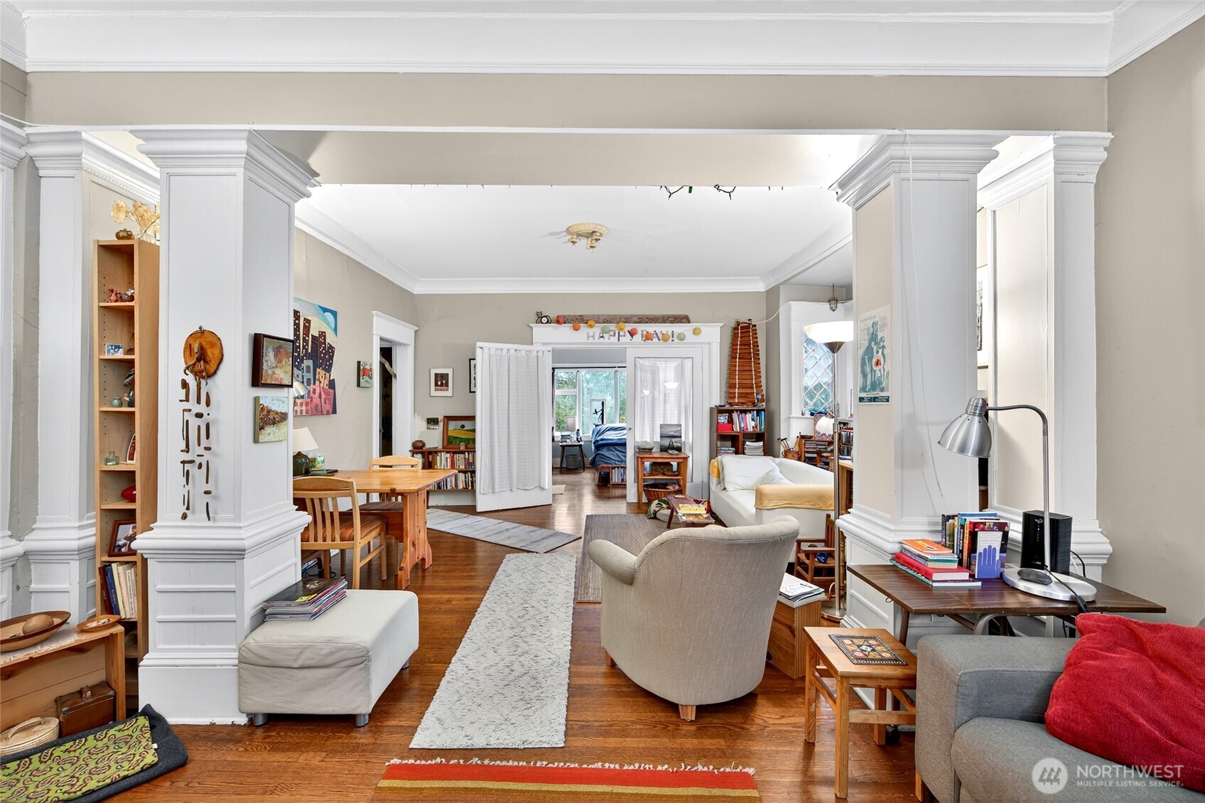 132 30th Avenue Seattle, WA 98122 - Photo 11 of 30