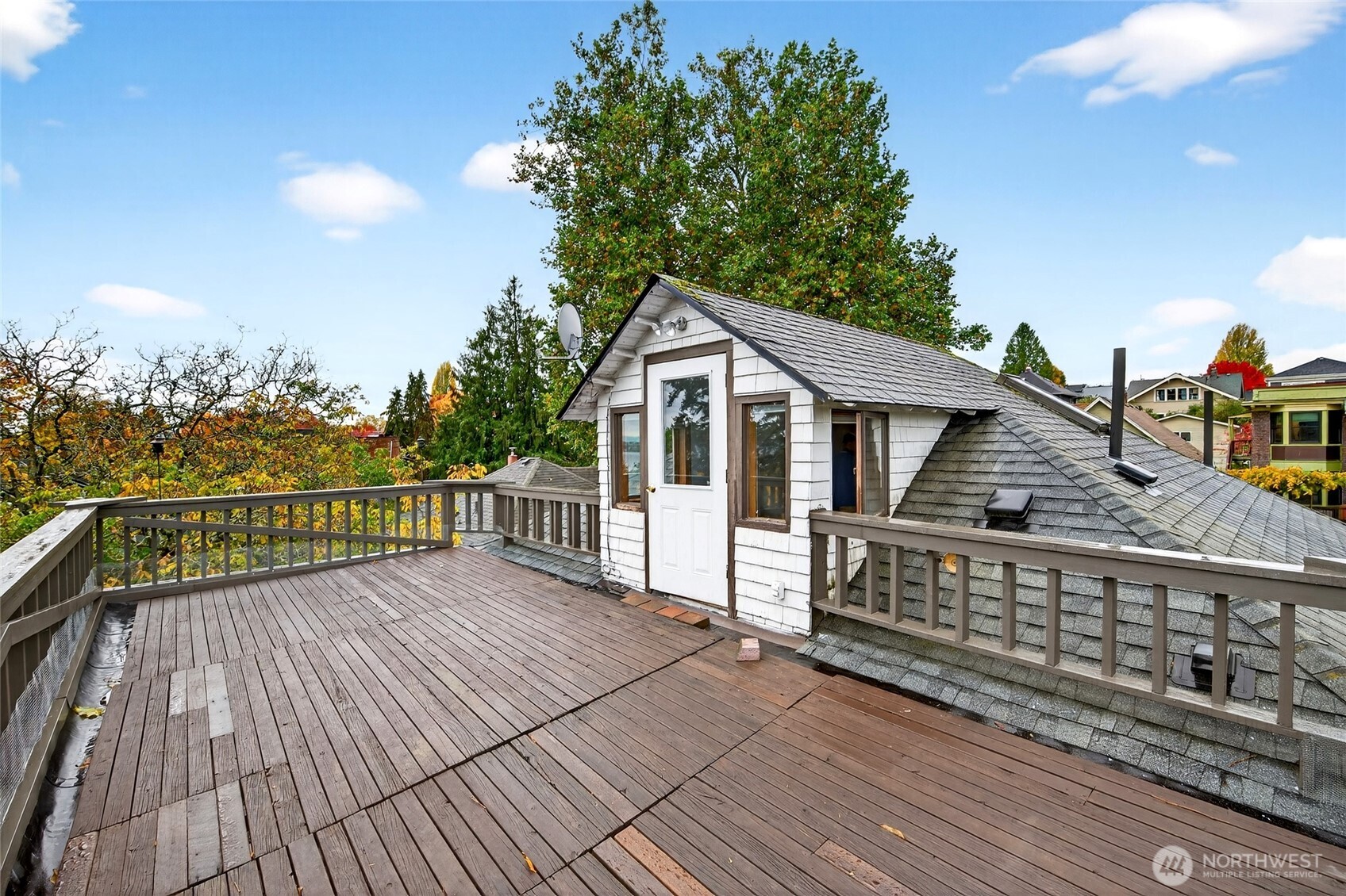 132 30th Avenue Seattle, WA 98122 - Photo 2 of 30