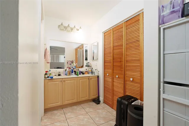 $277,000 | 9725 Hammocks Boulevard, Unit 108F, Miami, FL 33196