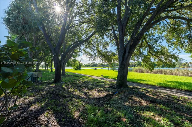 $277,000 | 9725 Hammocks Boulevard, Unit 108F, Miami, FL 33196