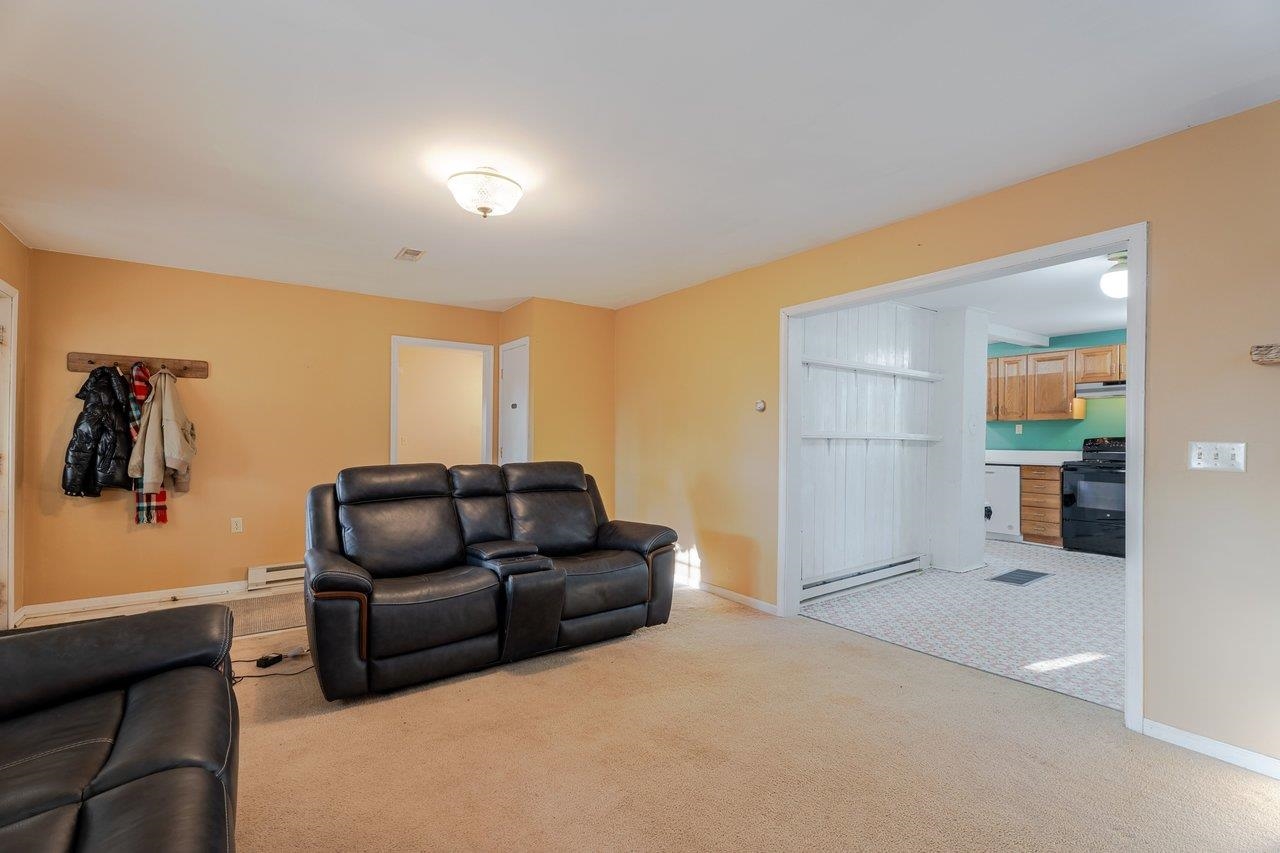 723 Sedwick Road Luray, VA 22835 - Photo 6 of 51 a living room with furniture