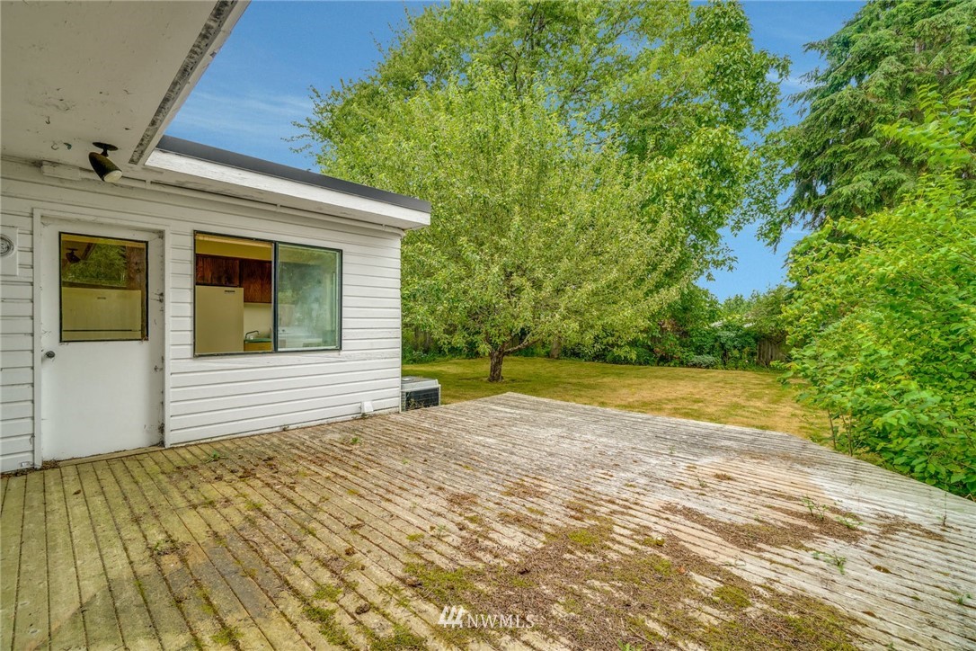 421 View Ridge Drive Everett, WA 98203 - Photo 14 of 19