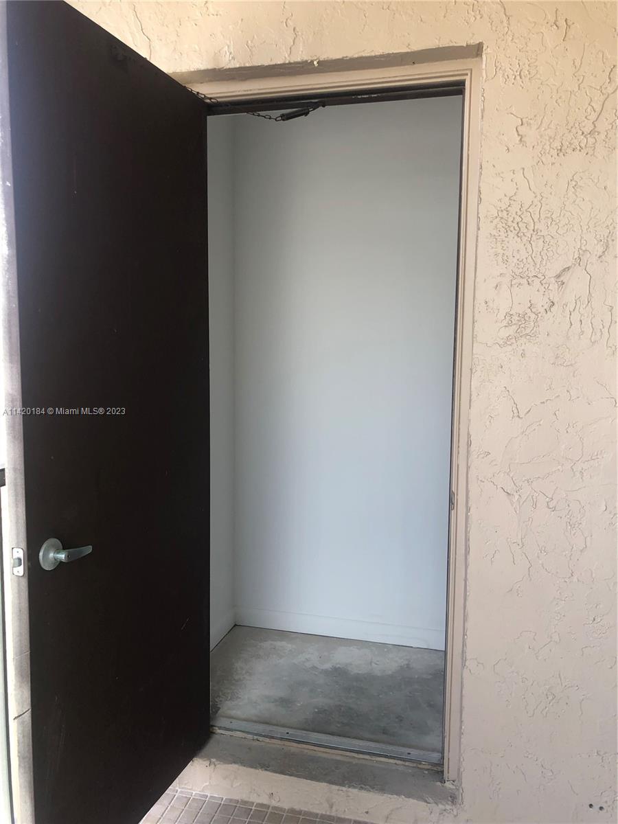 330 Racquet Club Road, Unit 201 Weston, FL 33326 - Photo 22 of 43