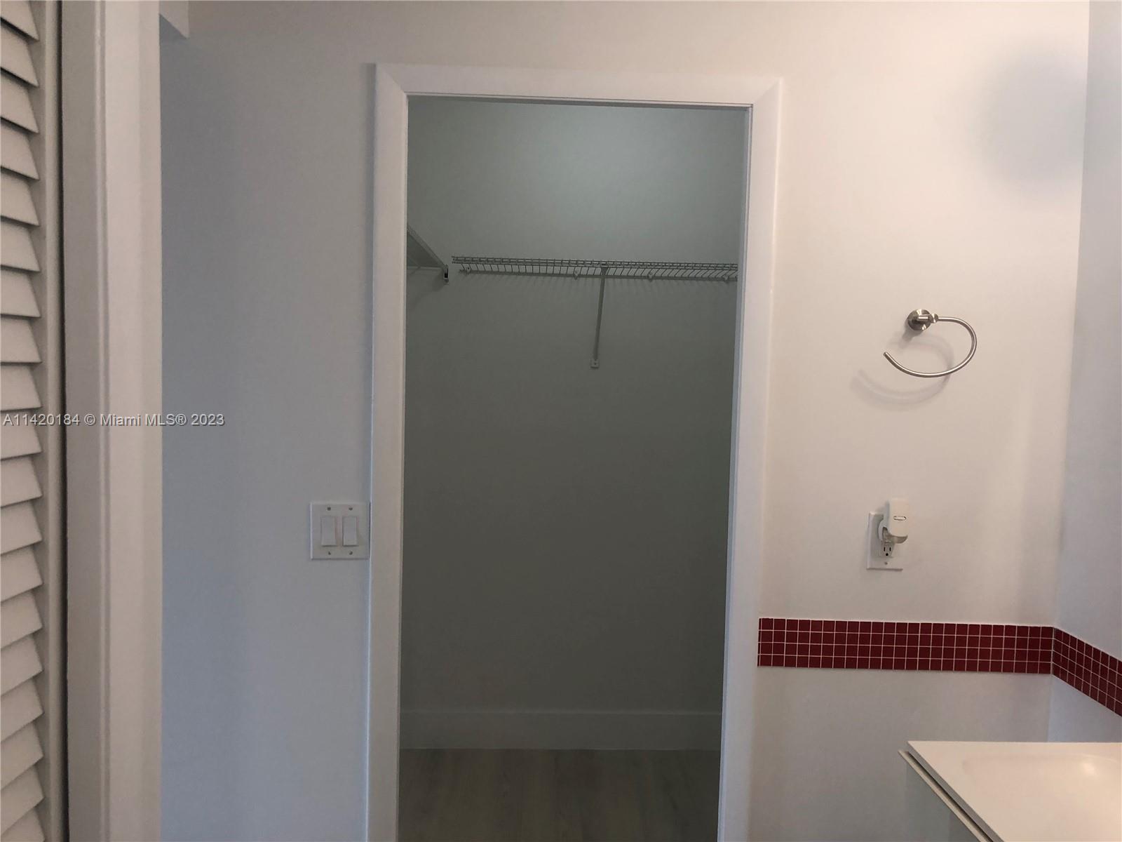 330 Racquet Club Road, Unit 201 Weston, FL 33326 - Photo 27 of 43 a view of bathroom