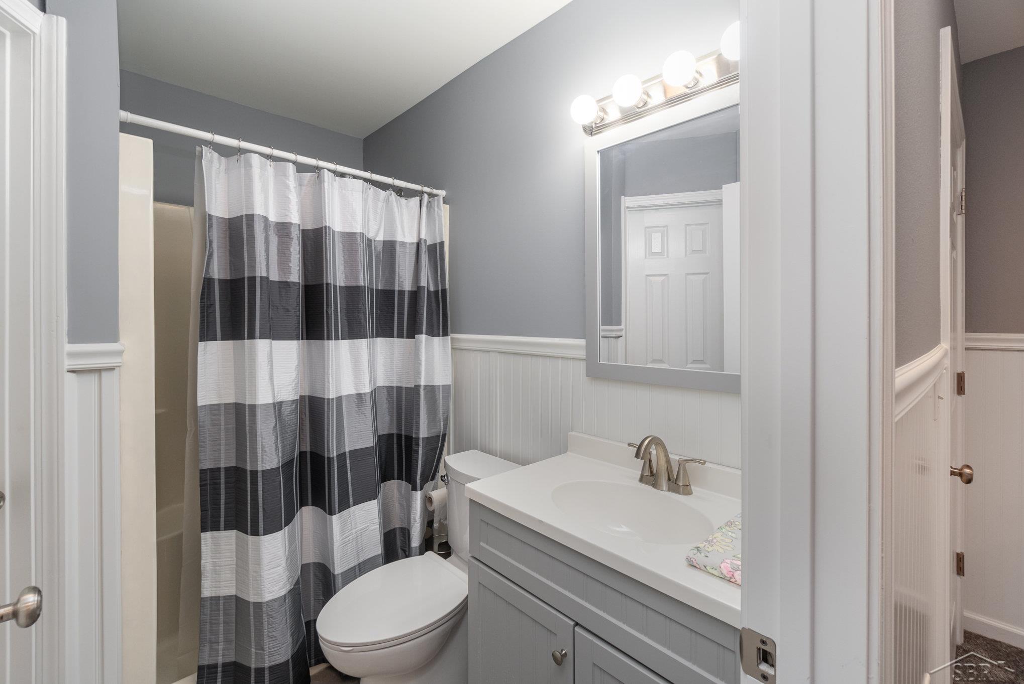 2863 East Bombay Road Midland, MI 48642 - Photo 20 of 27 50112421-19.JPG