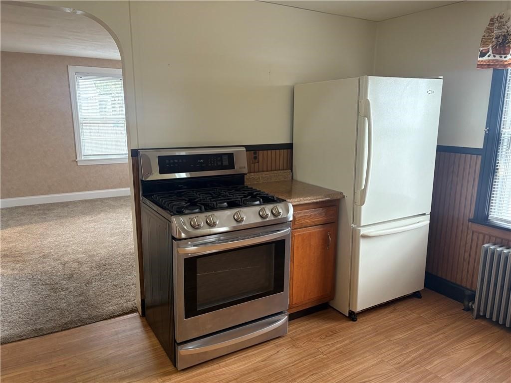 357 Chapmans Avenue Warwick, RI 02886 - Photo 13 of 24 Kitchen looking into dining area