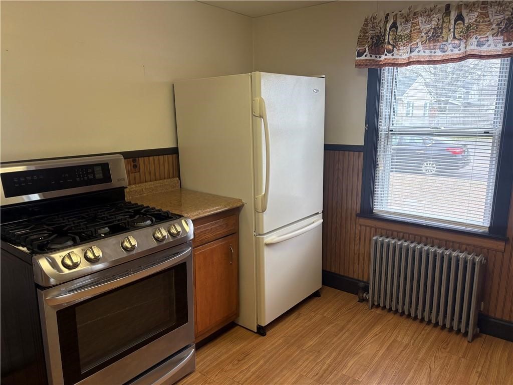 357 Chapmans Avenue Warwick, RI 02886 - Photo 15 of 24 Kithen