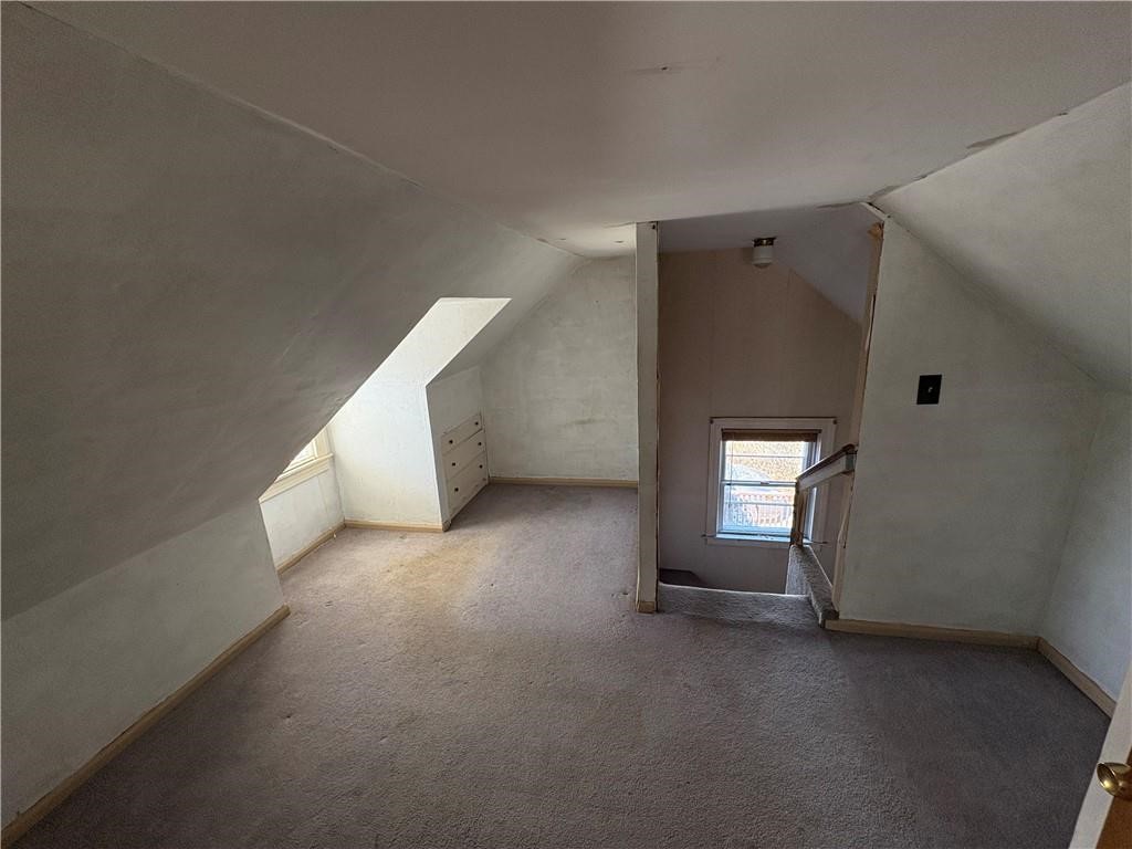 357 Chapmans Avenue Warwick, RI 02886 - Photo 21 of 24 Upstairs bedroom
