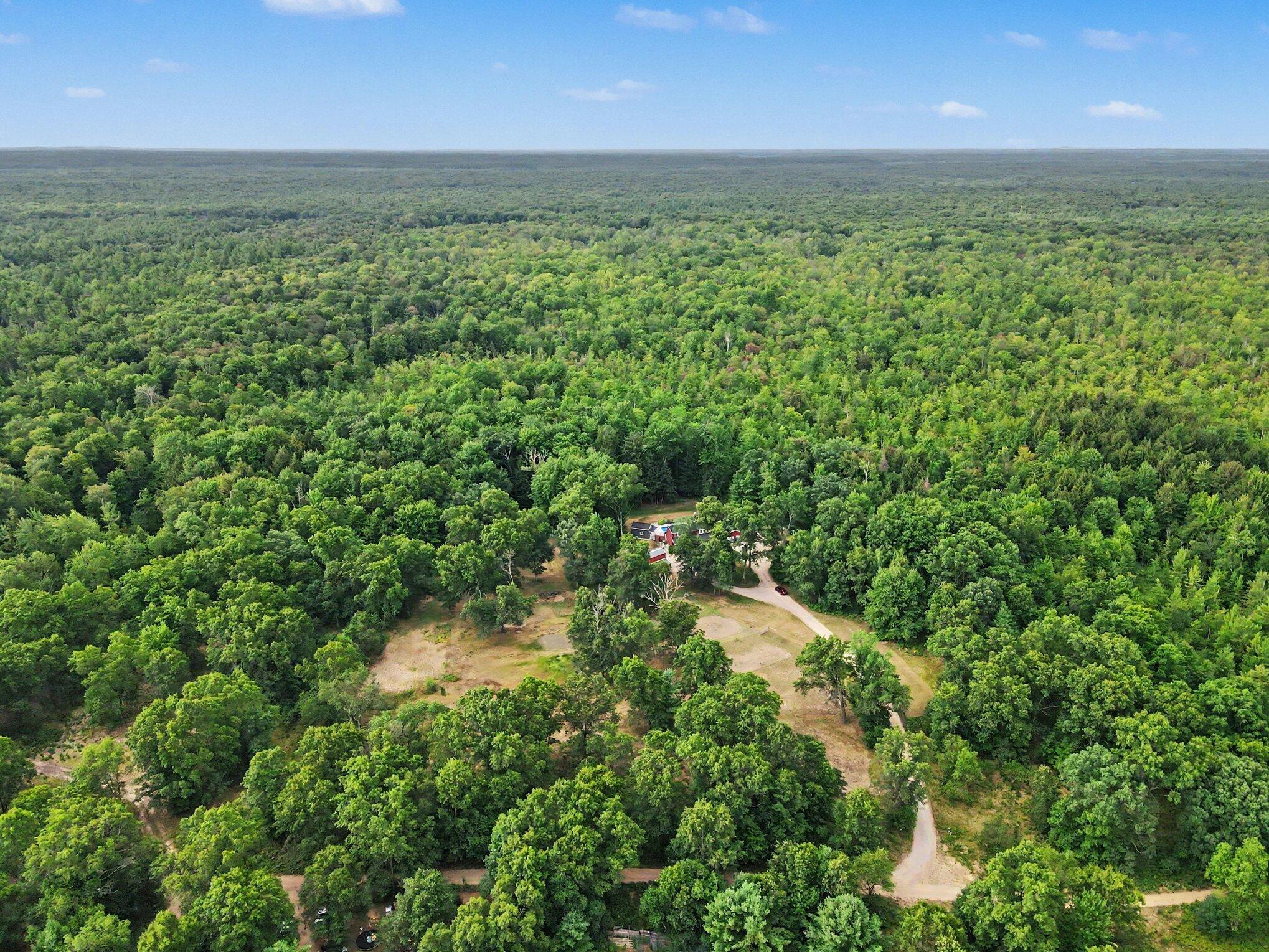 6914 128th Avenue Rothbury, MI 49452 - Photo 47 of 48 046_file_9719