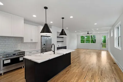 $650,000 | 632 A Waco Drive, Nashville, TN 37209