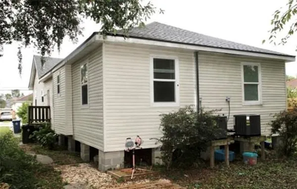 $1,300 | 5109 Arts Street, New Orleans, LA 70122