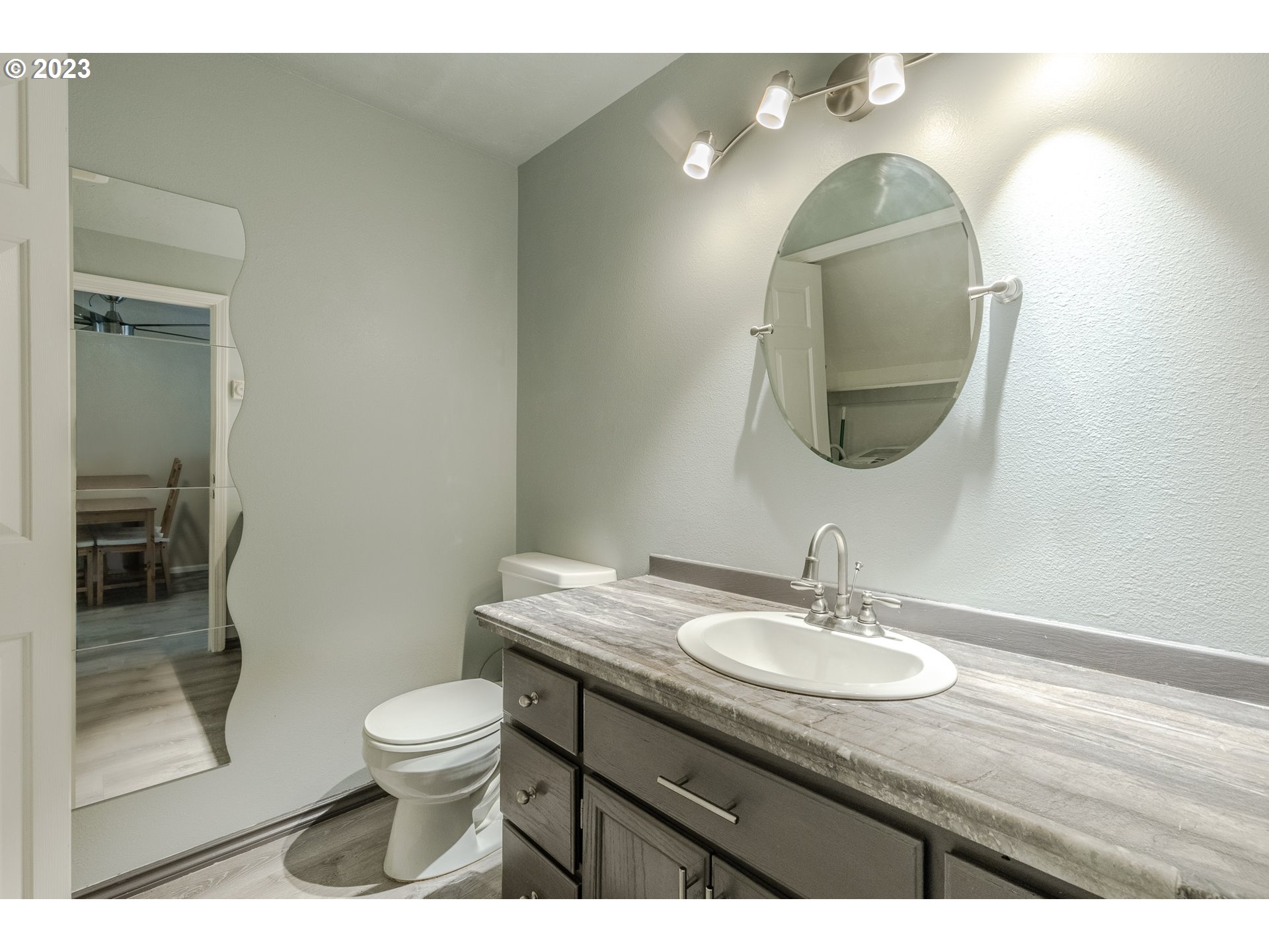 1632 Fetters Loop Eugene, OR 97402 - Photo 11 of 24 Gallery Image 11