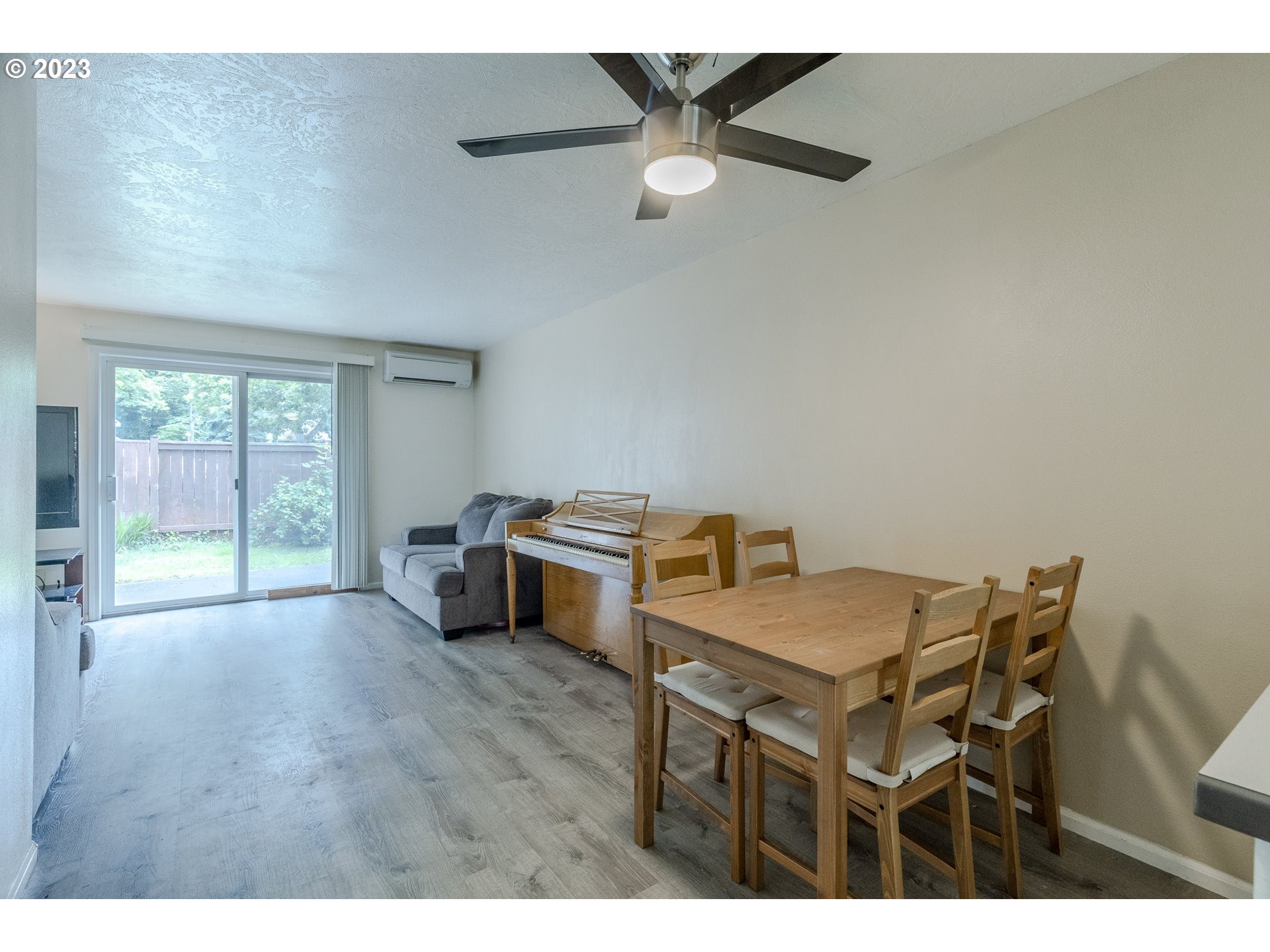 1632 Fetters Loop Eugene, OR 97402 - Photo 6 of 24 Gallery Image 6