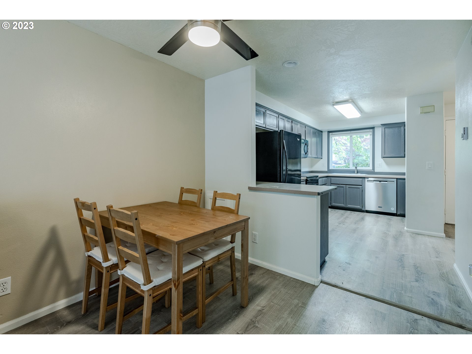 1632 Fetters Loop Eugene, OR 97402 - Photo 7 of 24 Gallery Image 7