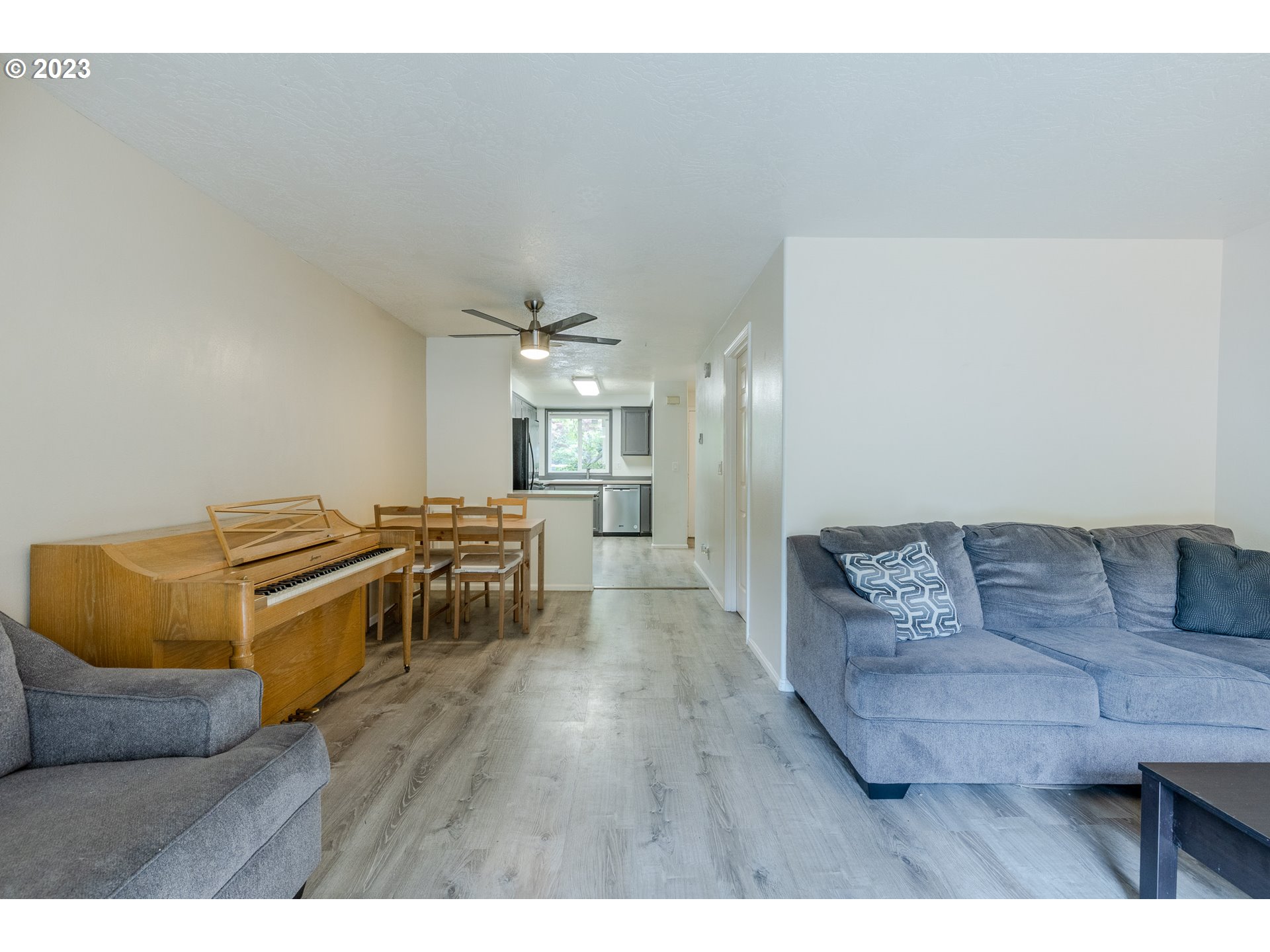 1632 Fetters Loop Eugene, OR 97402 - Photo 10 of 24 Gallery Image 10