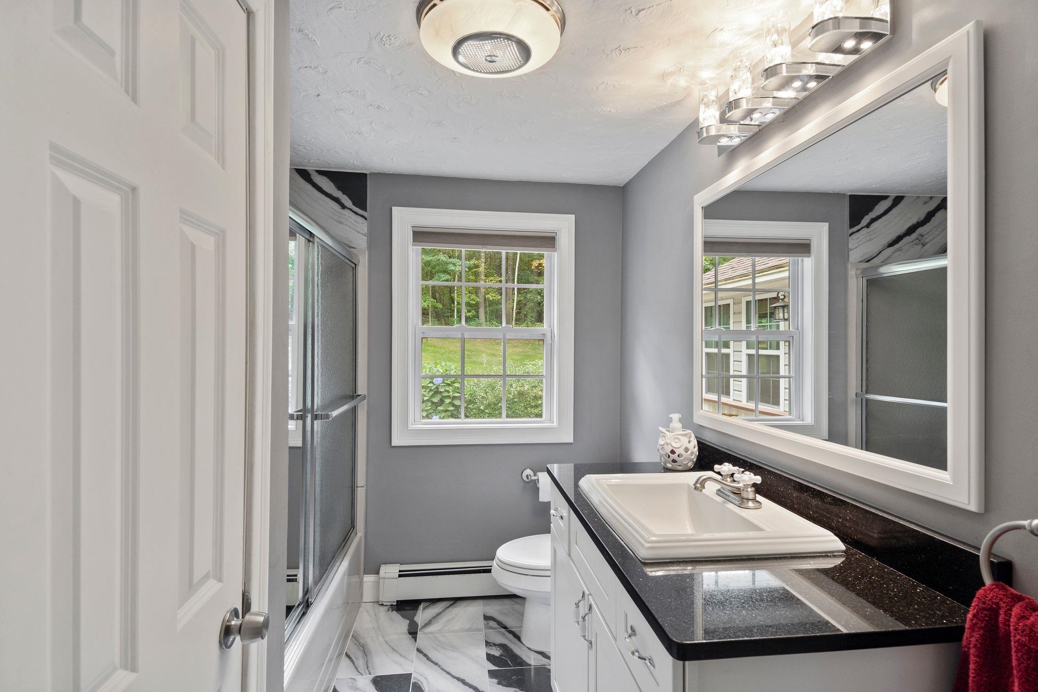 14 Windham Depot Road Derry, NH 03038 - Photo 14 of 40