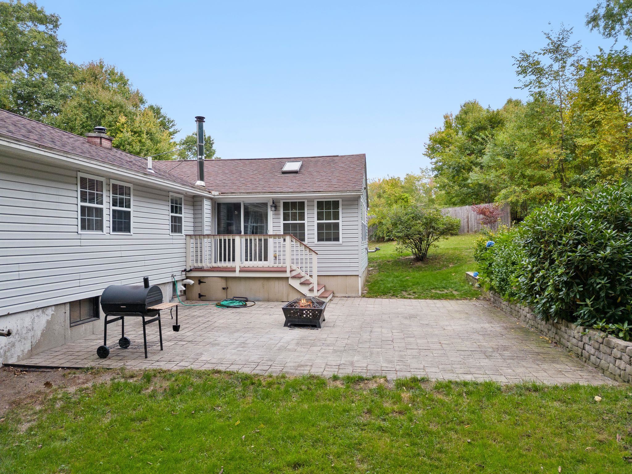 14 Windham Depot Road Derry, NH 03038 - Photo 37 of 40