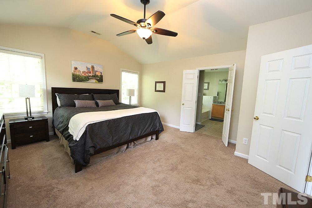 5612 Slide Rock Lane Raleigh, NC 27613 - Photo 14 of 20