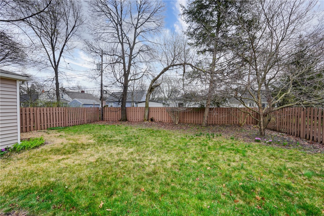 269 Hartsdale Road Irondequoit, NY 14622 - Photo 45 of 48