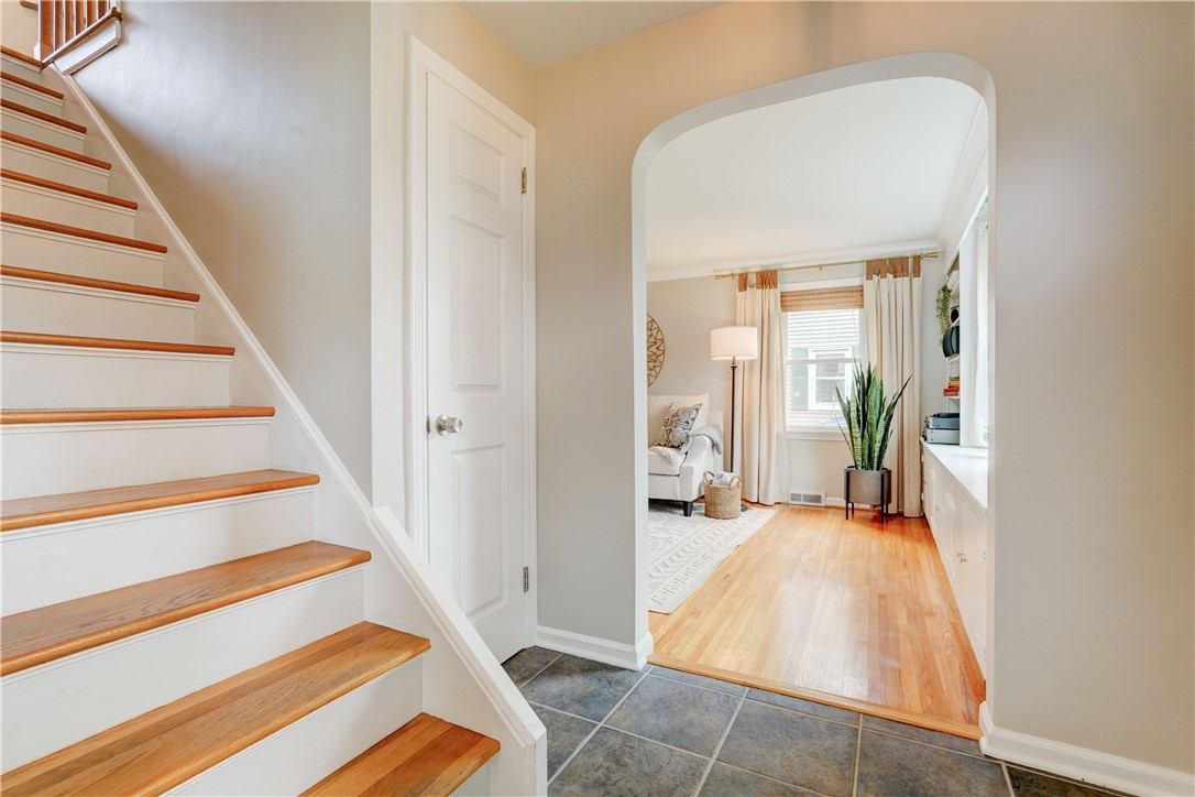 269 Hartsdale Road Irondequoit, NY 14622 - Photo 6 of 48