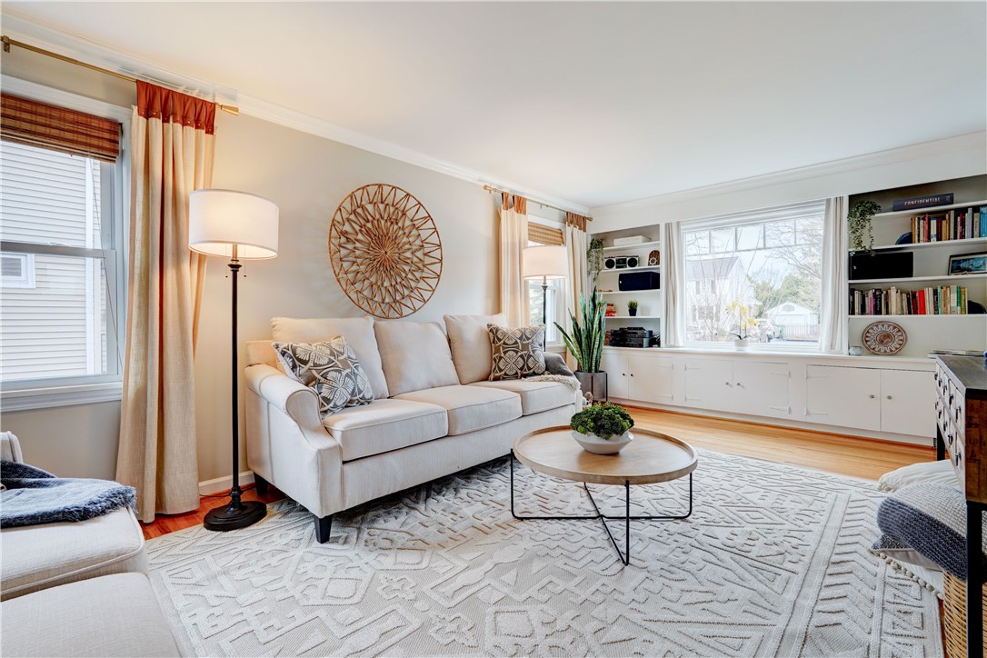 269 Hartsdale Road Irondequoit, NY 14622 - Photo 9 of 48