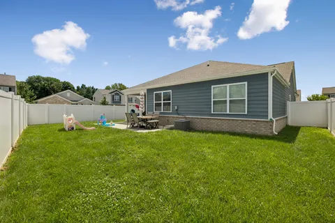 $389,900 | 2013 Tate Farm Lane, White House, TN 37188