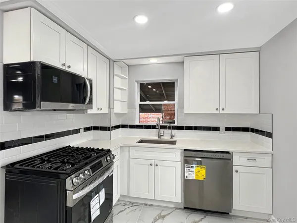 $899,999 | 120-07 224th Street | Cambria Heights