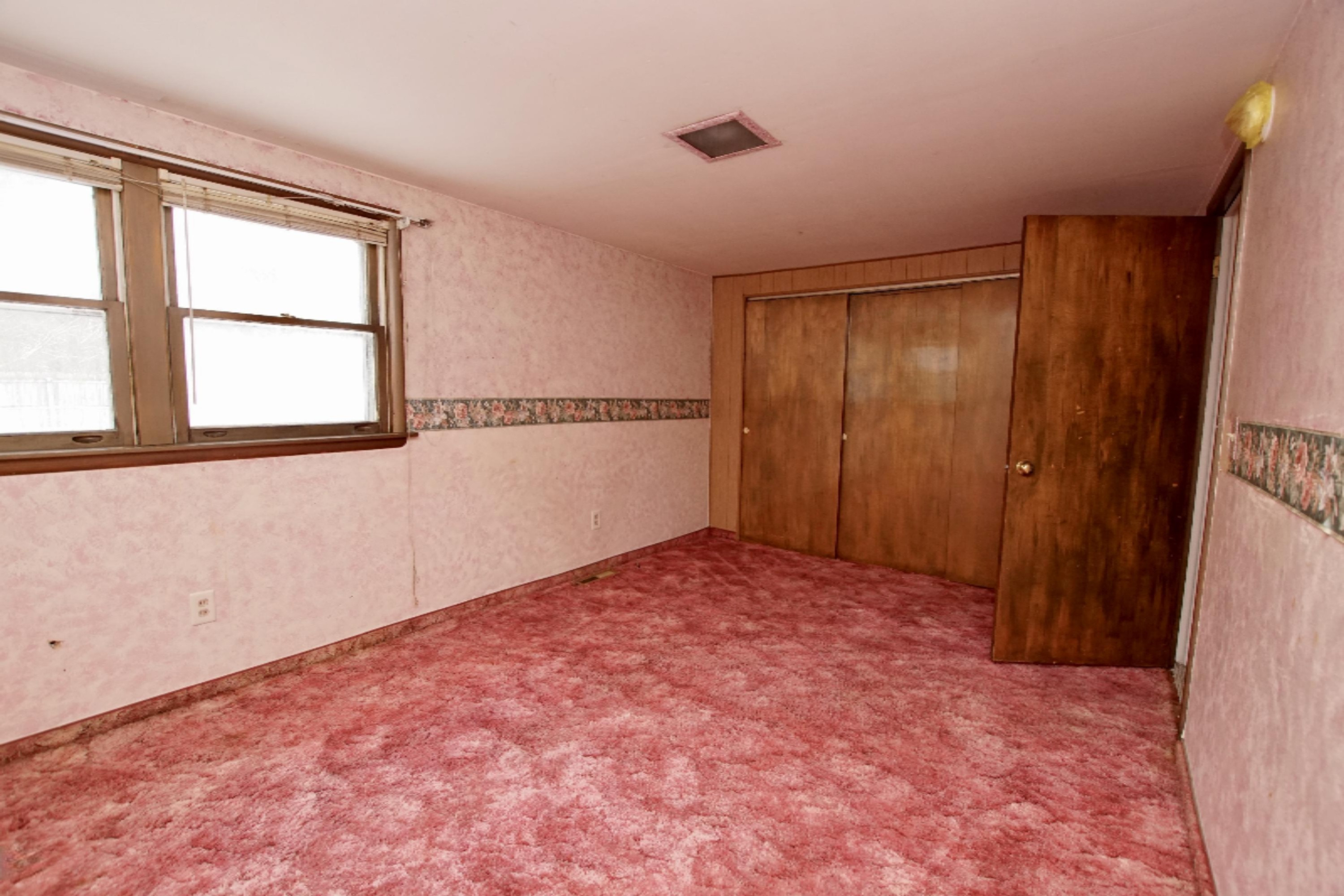 2645 White Road Muskegon, MI 49444 - Photo 15 of 28 fullsizeoutput_2e3a