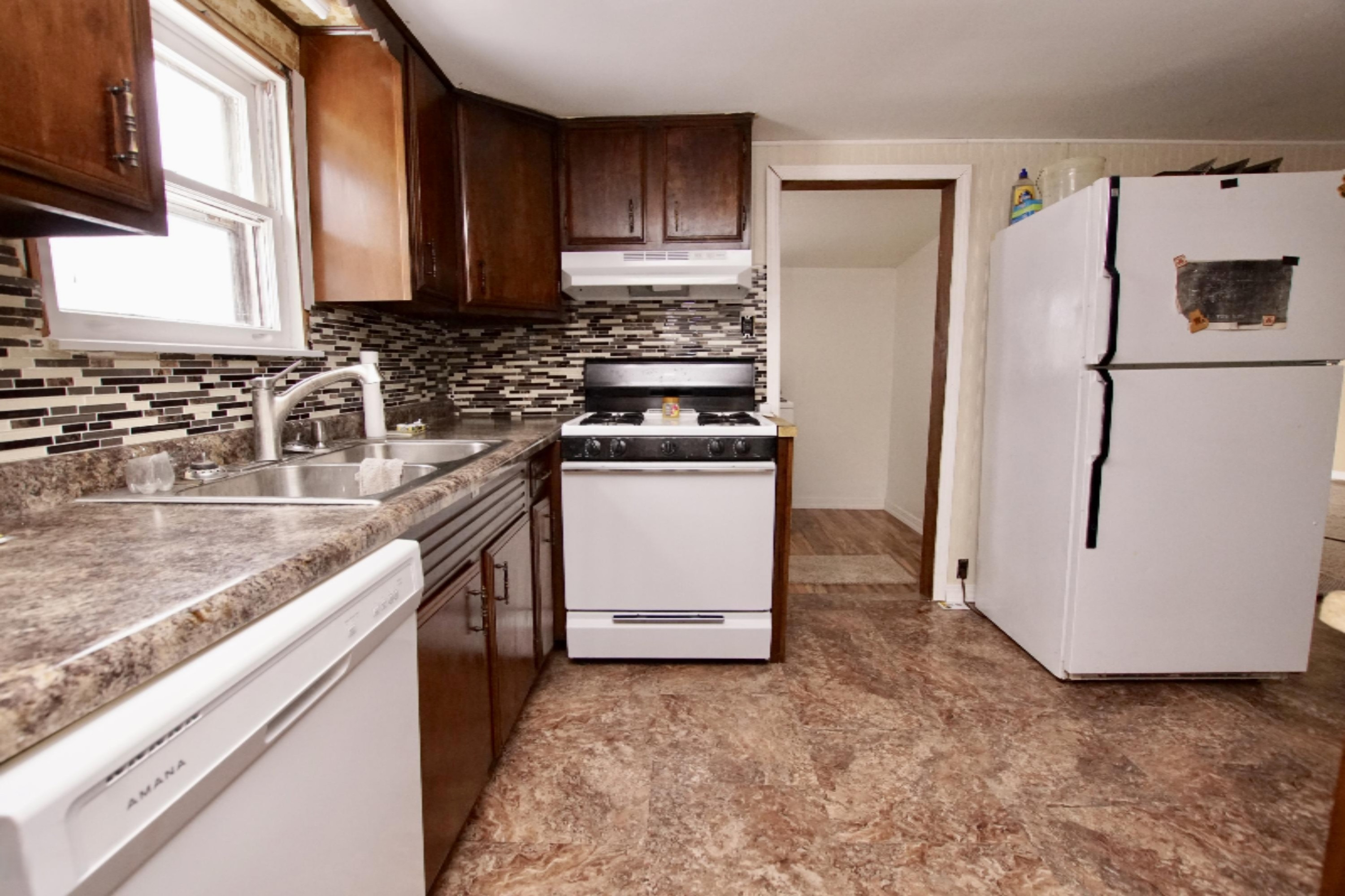 2645 White Road Muskegon, MI 49444 - Photo 2 of 28 fullsizeoutput_2e3d