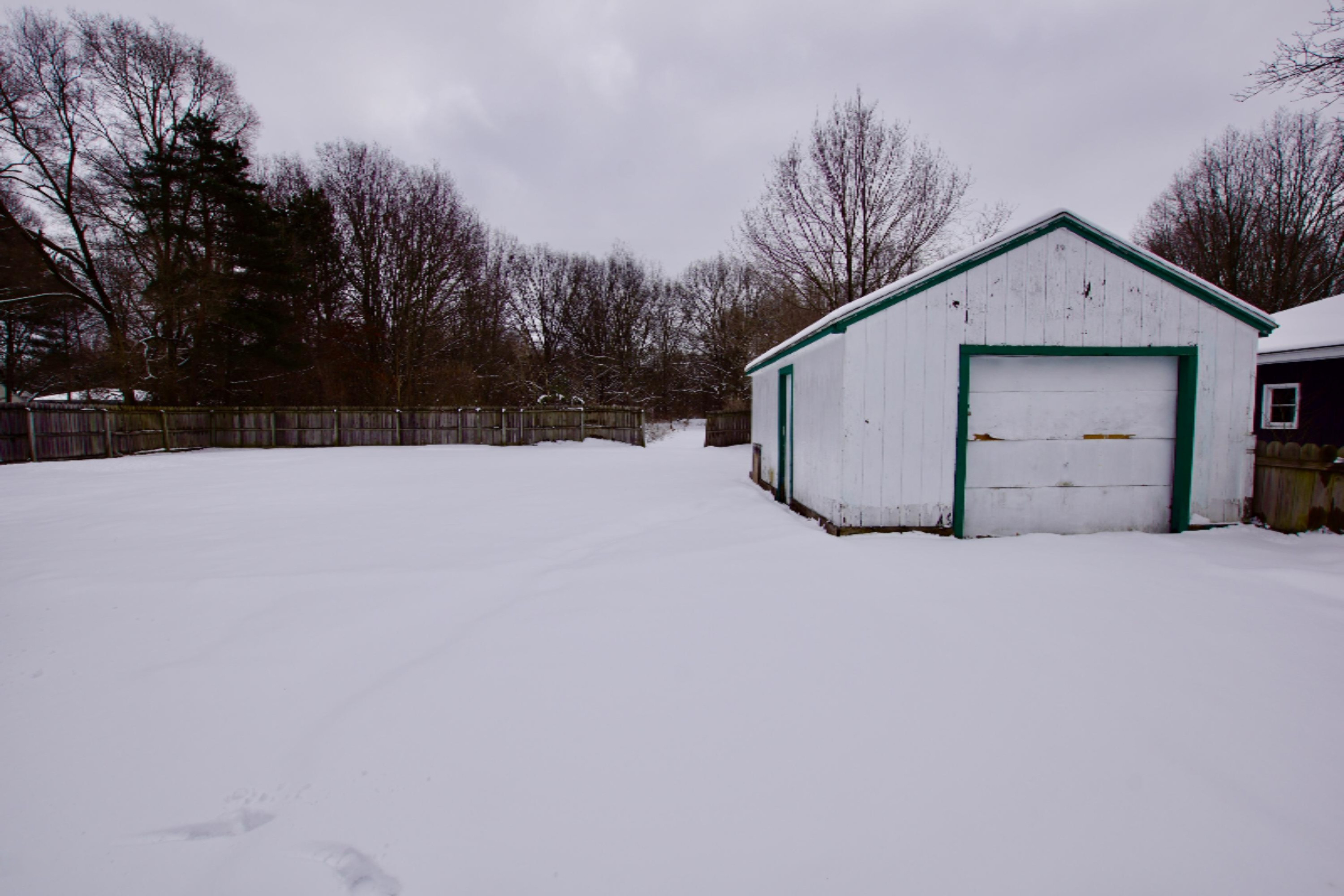 2645 White Road Muskegon, MI 49444 - Photo 23 of 28 fullsizeoutput_2e4a