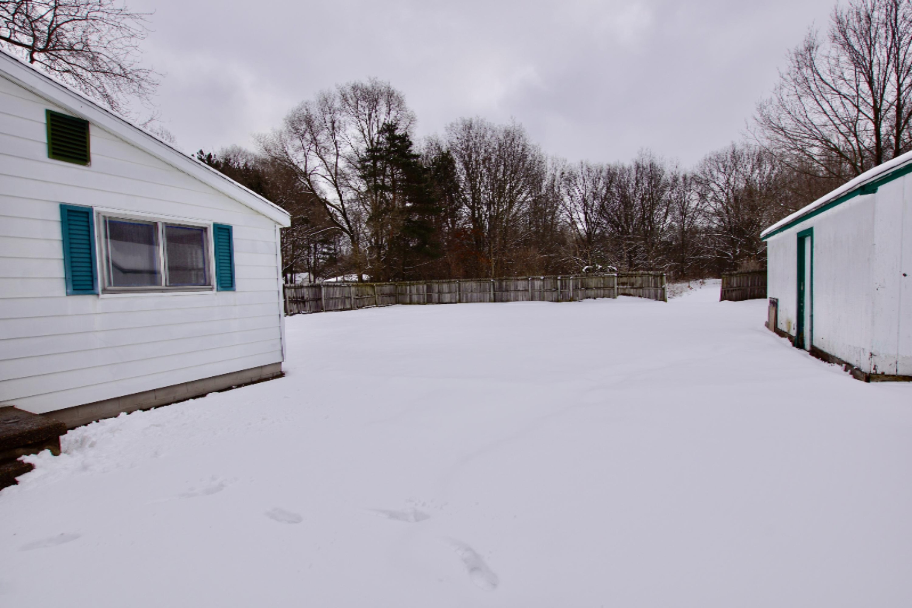 2645 White Road Muskegon, MI 49444 - Photo 24 of 28 fullsizeoutput_2e4c
