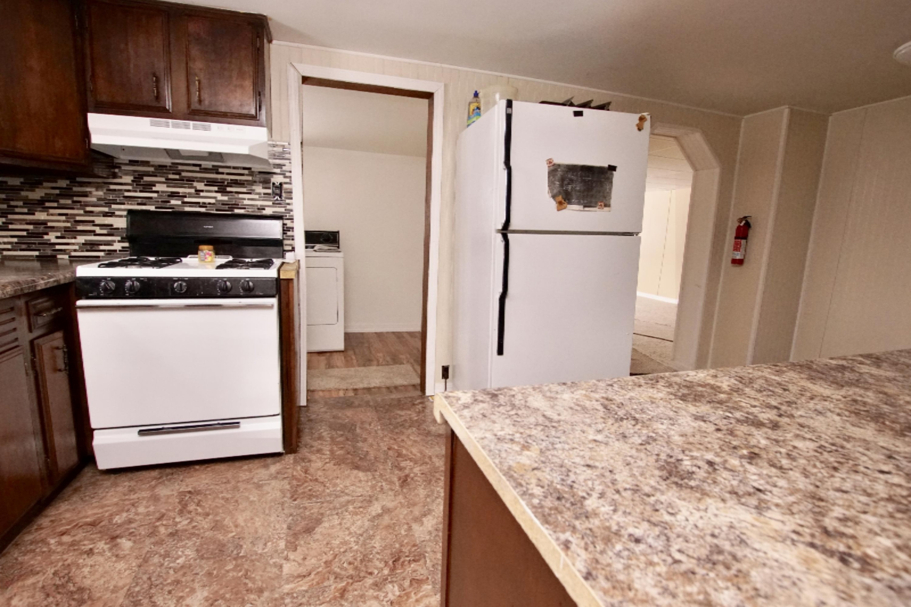2645 White Road Muskegon, MI 49444 - Photo 3 of 28 fullsizeoutput_2e3f