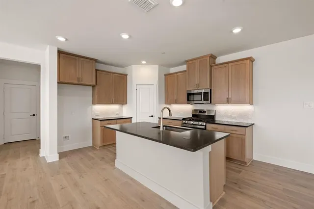 $400,990 | 2536 Red Tailed Hawk Lane, McKinney, TX 75071