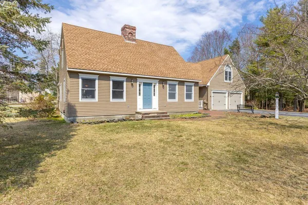 $675,000 | 36 Village Woods Circle, Gorham, ME 04038